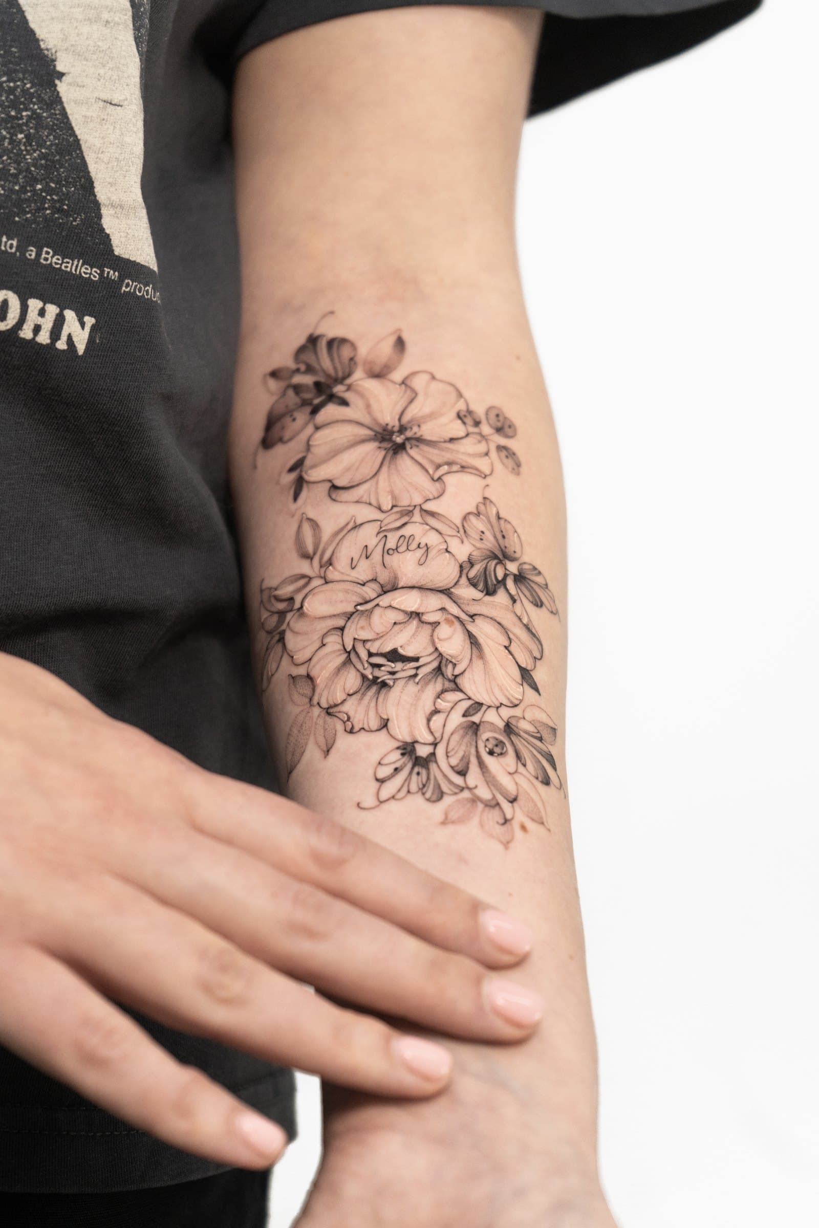 Forearm peonies, tattoo by Nicolly